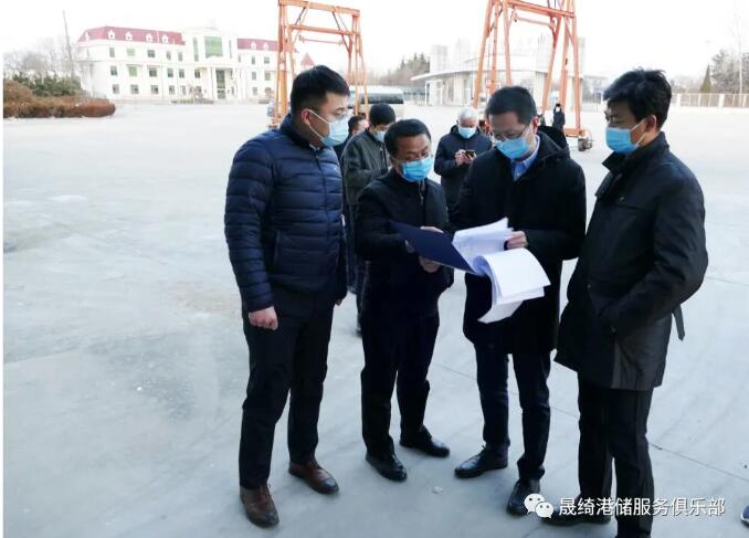 高密市委常委、統(tǒng)戰(zhàn)部部長李學明蒞臨集團公司檢查指導進口集裝箱貨物疫情防控工作